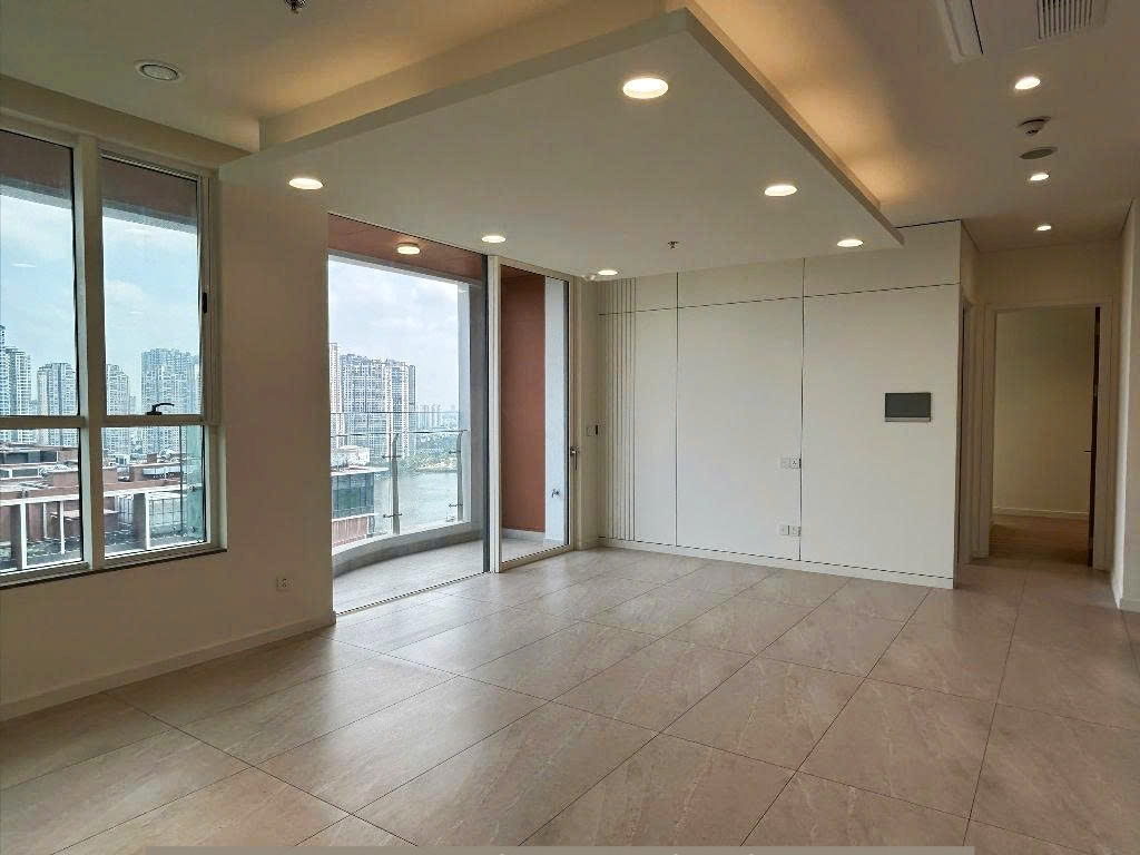 A big size 4-bedroom apartment for rent in Thu Thiem Zeit River - 215m2 - 4500 $/month